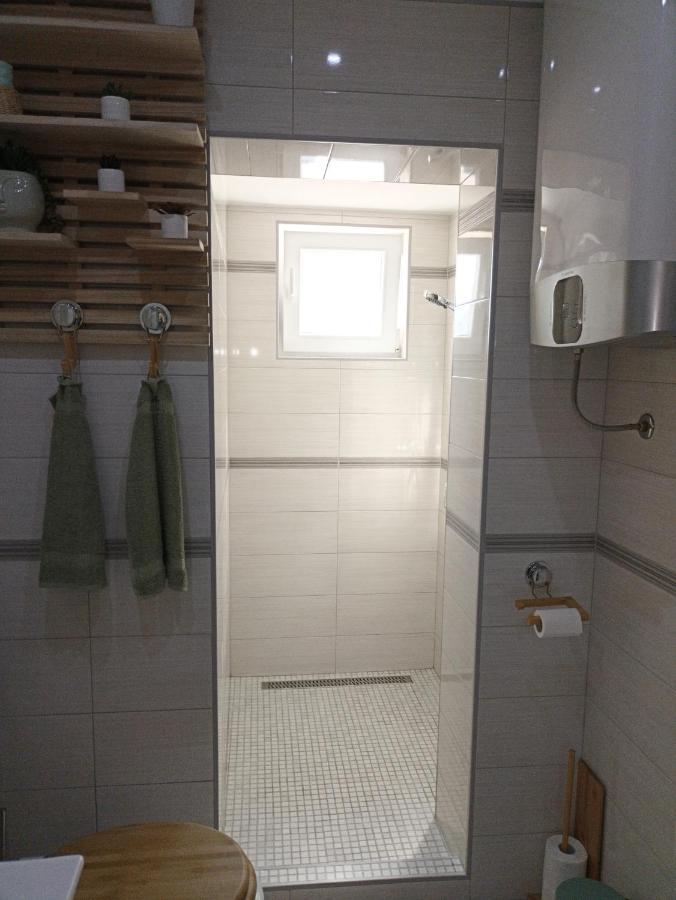 شقة Apartman Lara زادار المظهر الخارجي الصورة