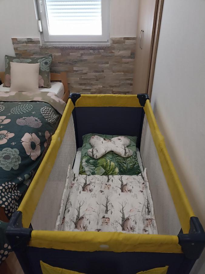 شقة Apartman Lara زادار المظهر الخارجي الصورة